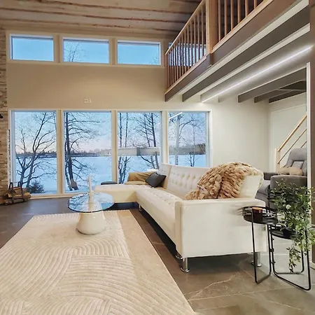 Revontuli * Jyväskylä